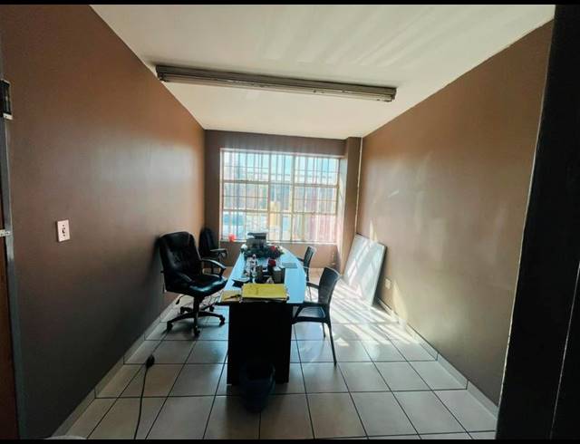 BUSINESS FOR SALE IN KNIGHTS